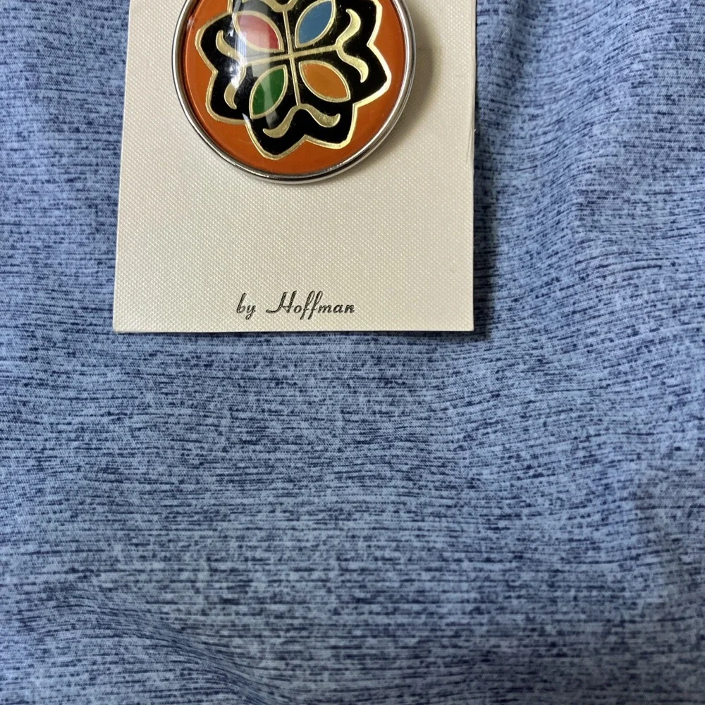 Vintage Hoffman Hex Signs Pennsylvania Dutch Enamel‎ Pin Logo Motif